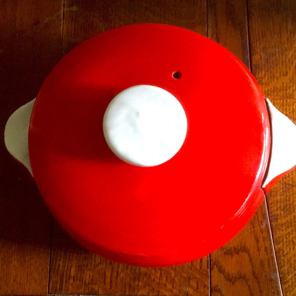 HALL’S VINTAGE Chinese Casserole Dish